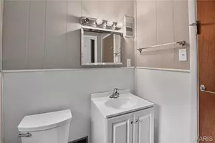1027 Renshaw Dr, Ferguson, MO 63135 - Photo 23