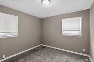 1027 Renshaw Dr, Ferguson, MO 63135 - Photo 19