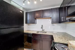 5500 Pershing Ave, Saint Louis, MO 63112 - Photo 19