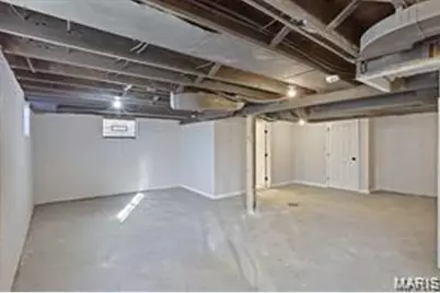 6902 Ira Avenue, Saint Louis, MO 63121 - Photo 23