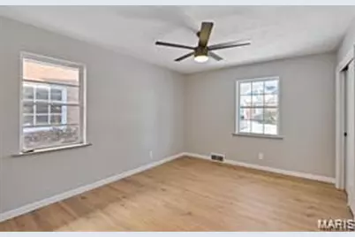 6902 Ira Avenue, Saint Louis, MO 63121 - Photo 19