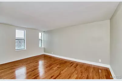 308 Clara Avenue #23, Saint Louis, MO 63112 - Photo 9
