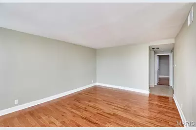 308 Clara Avenue #23, Saint Louis, MO 63112 - Photo 15