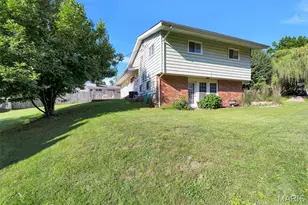 9968 Doerste Ct, Saint Louis, MO 63123 - Photo 7