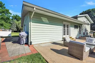 9968 Doerste Ct, Saint Louis, MO 63123 - Photo 9