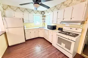 7012 N Hanley Rd, Hazelwood, MO 63042 - Photo 5