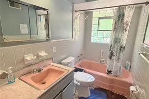 7012 N Hanley Rd, Hazelwood, MO 63042 - Photo 7