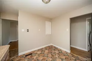 1115 Forestwood Dr, Ferguson, MO 63135 - Photo 15