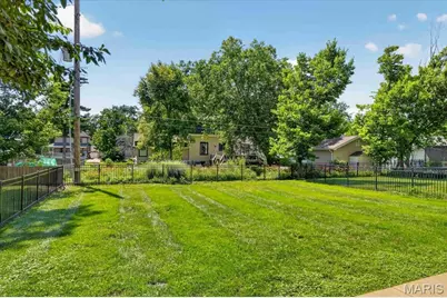 471 S Clay Avenue, Saint Louis, MO 63122 - Photo 29