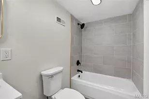 2075 Barcelona Dr, Florissant, MO 63033 - Photo 31