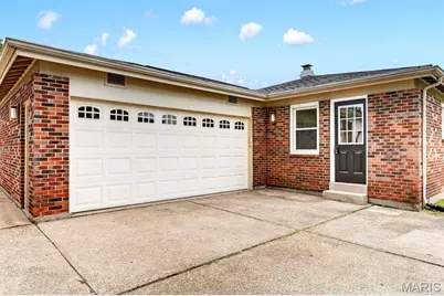 2075 Barcelona Drive, Florissant, MO 63033 - Photo 37