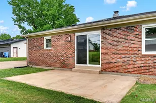 2075 Barcelona Dr, Florissant, MO 63033 - Photo 39