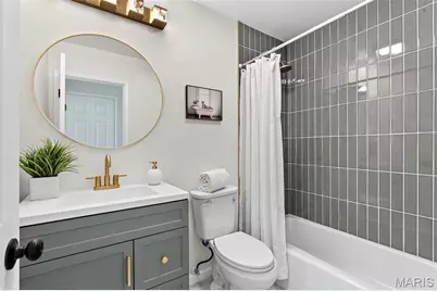 2075 Barcelona Drive, Florissant, MO 63033 - Photo 25