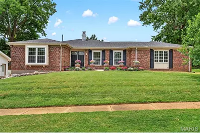 2075 Barcelona Drive, Florissant, MO 63033 - Photo 1