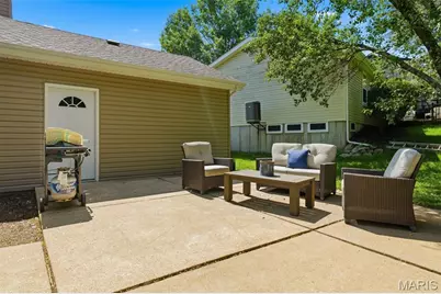 16129 Castlerea Boulevard, Ellisville, MO 63021 - Photo 27