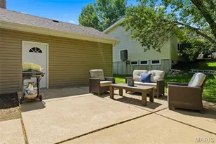 16129 Castlerea Blvd, Ellisville, MO 63021 - Photo 27