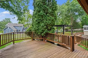 638 Old Ballwin Rd, Ballwin, MO 63021 - Photo 23