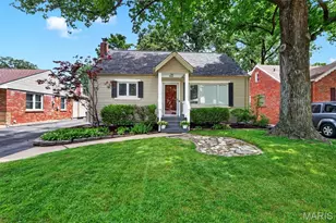 960 Briarton Dr, Saint Louis, MO 63126 - Photo 1