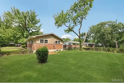 9922 Lanier Drive, Moline Acres, MO 63136 - Photo 29