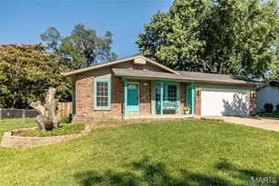 17 Oak Knoll Dr, Saint Peters, MO 63376 - Photo 3