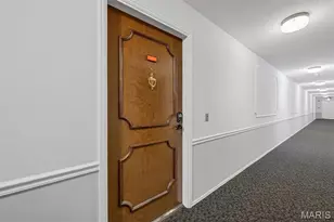 550 Coeur de Royale Dr, Creve Coeur, MO 63141 - Photo 11