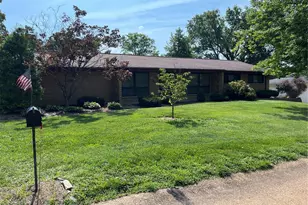 832 Aldan Dr, Olivette, MO 63132 - Photo 1