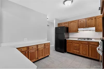 2245 Saint Catherine Street, Florissant, MO 63033 - Photo 9
