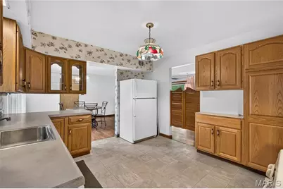 7 Wayne Street, Saint Charles, MO 63301 - Photo 15
