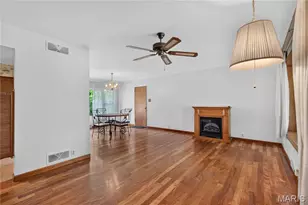 7 Wayne St, Saint Charles, MO 63301 - Photo 3
