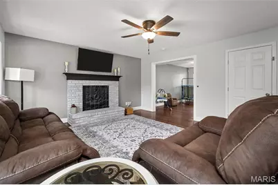 1260 Old Stone Drive, O'Fallon, MO 63368 - Photo 5