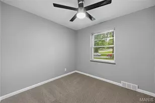 8605 Mayflower Ct, University City, MO 63132 - Photo 9