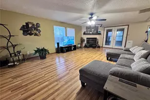 14280 W Sunrise Lake Dr, De Soto, MO 63020 - Photo 3
