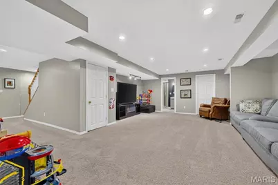 918 Claybend Drive, Ballwin, MO 63011 - Photo 39