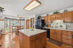 7811 Grantwood Oaks Ct, Saint Louis, MO 63123 - Photo 15