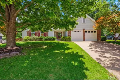 7811 Grantwood Oaks Court, Saint Louis, MO 63123 - Photo 3