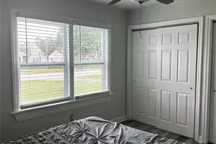 6227 Evergreen Blvd, Saint Louis, MO 63134 - Photo 9