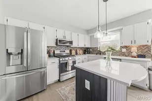 1718 Highgrove Dr, O'Fallon, MO 63366 - Photo 13