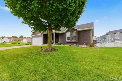1718 Highgrove Drive, O'Fallon, MO 63366 - Photo 3