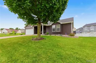 1718 Highgrove Dr, O'Fallon, MO 63366 - Photo 3