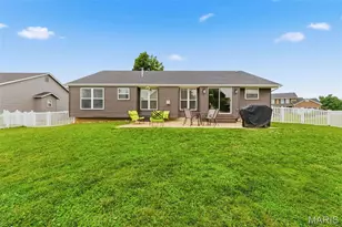 1718 Highgrove Dr, O'Fallon, MO 63366 - Photo 37