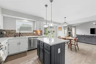 1718 Highgrove Dr, O'Fallon, MO 63366 - Photo 11