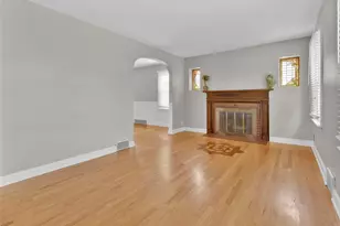 6300 Potomac St, Saint Louis, MO 63139 - Photo 5
