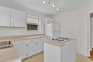6300 Potomac St, Saint Louis, MO 63139 - Photo 9