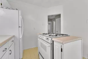 6300 Potomac St, Saint Louis, MO 63139 - Photo 11