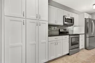 200 S Brentwood Blvd S, Clayton, MO 63105 - Photo 15