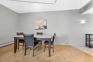 200 S Brentwood Blvd S, Clayton, MO 63105 - Photo 13