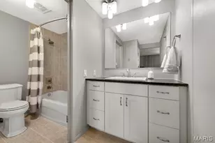 200 S Brentwood Blvd S, Clayton, MO 63105 - Photo 25