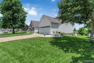 2202 Wild Pigeon Dr, O'Fallon, MO 63368 - Photo 41