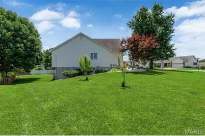 2202 Wild Pigeon Drive, O'Fallon, MO 63368 - Photo 43