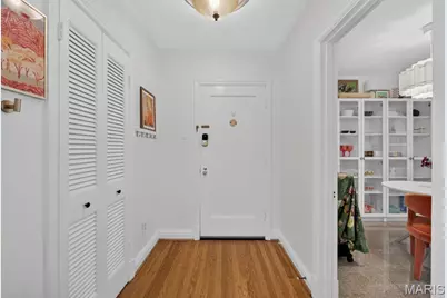7559 Byron Place #1E, Clayton, MO 63105 - Photo 5